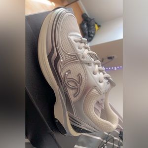 Women Chanel Sneakers